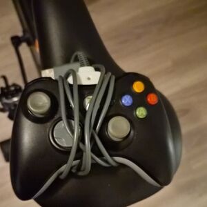 Xbox 360 Controller W/USB Cord